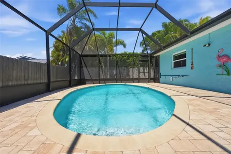 9276 N 79th Avenue Seminole FL 33777