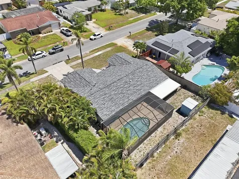 9276 N 79th Avenue Seminole FL 33777