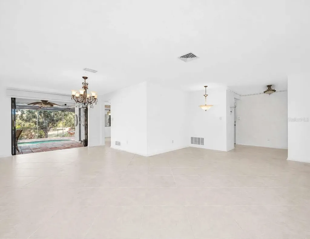 760 Village Way Palm Harbor FL 34683
