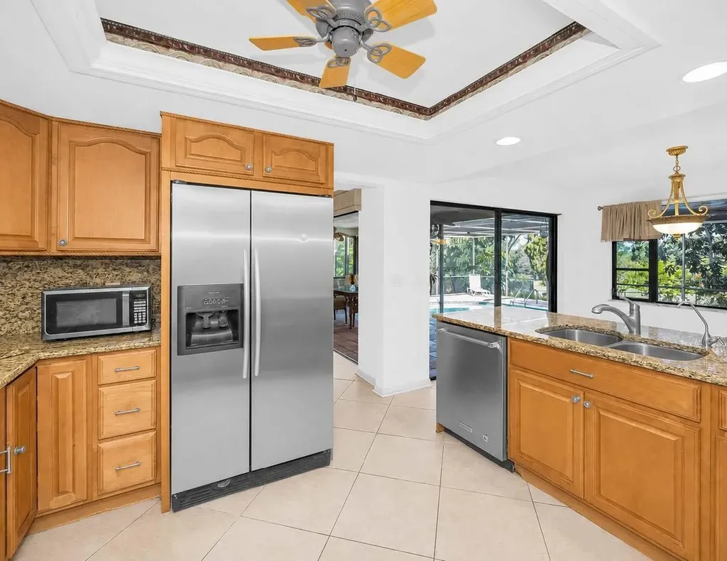 760 Village Way Palm Harbor FL 34683