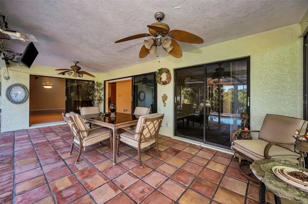 760 Village Way Palm Harbor FL 34683