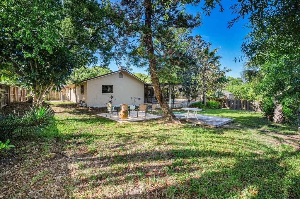 760 Village Way Palm Harbor FL 34683