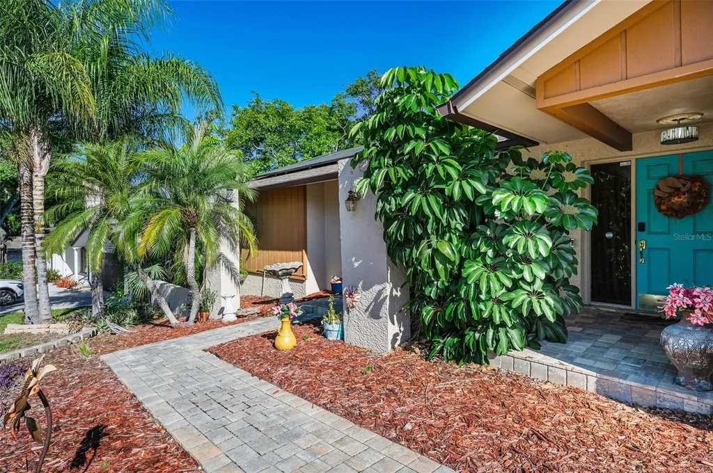 760 Village Way Palm Harbor FL 34683
