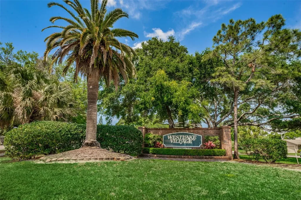 760 Village Way Palm Harbor FL 34683