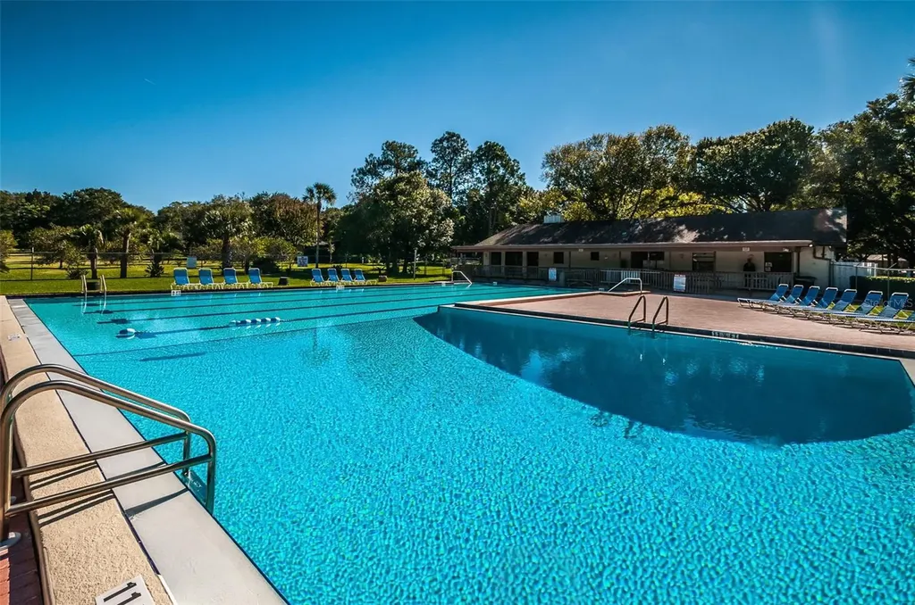 760 Village Way Palm Harbor FL 34683