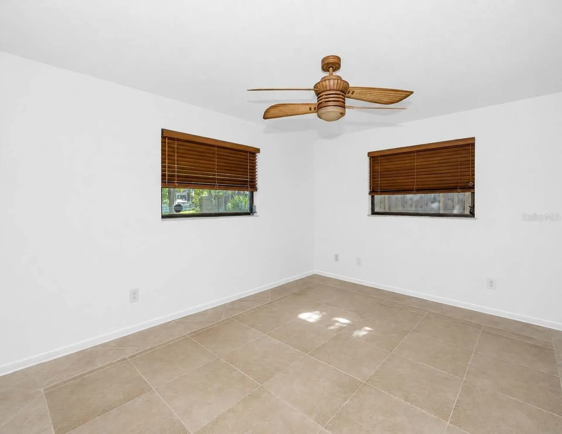 760 Village Way Palm Harbor FL 34683