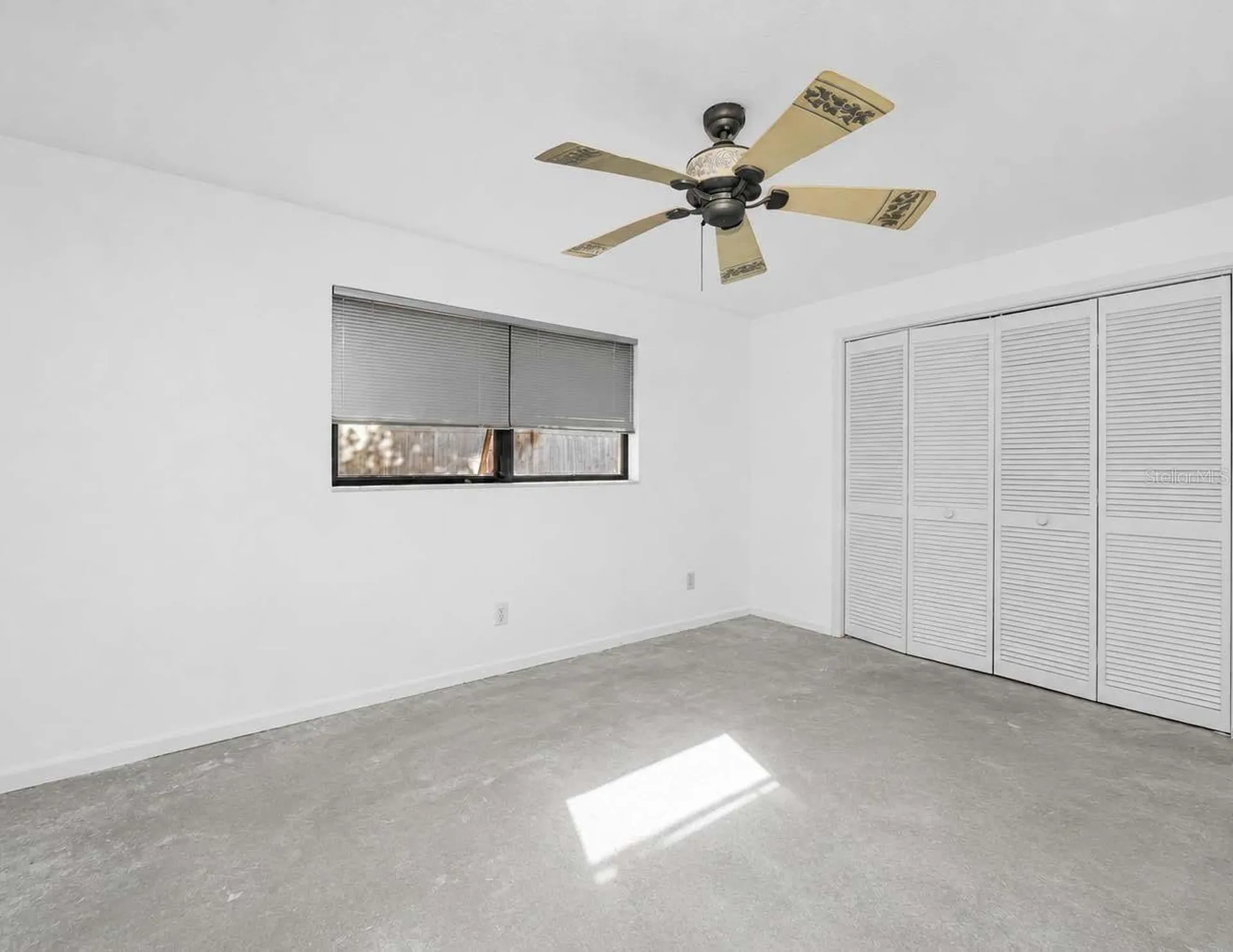 760 Village Way Palm Harbor FL 34683