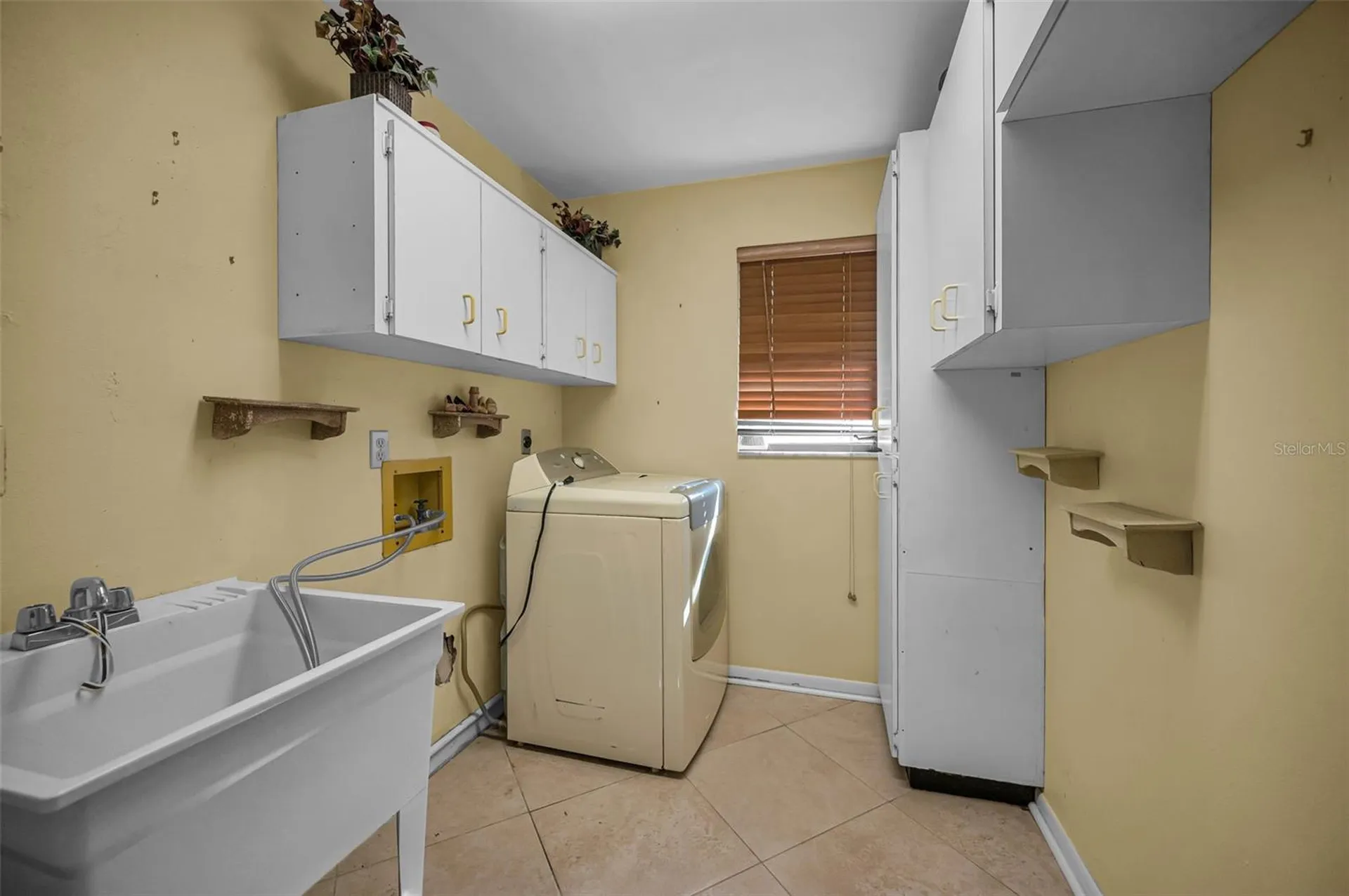 760 Village Way Palm Harbor FL 34683