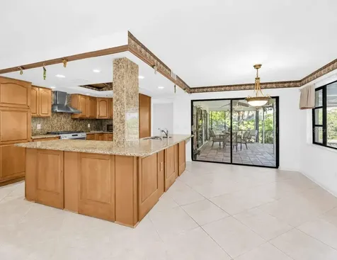 760 Village Way Palm Harbor FL 34683