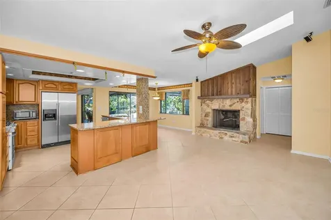 760 Village Way Palm Harbor FL 34683