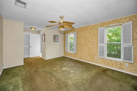 760 Village Way Palm Harbor FL 34683