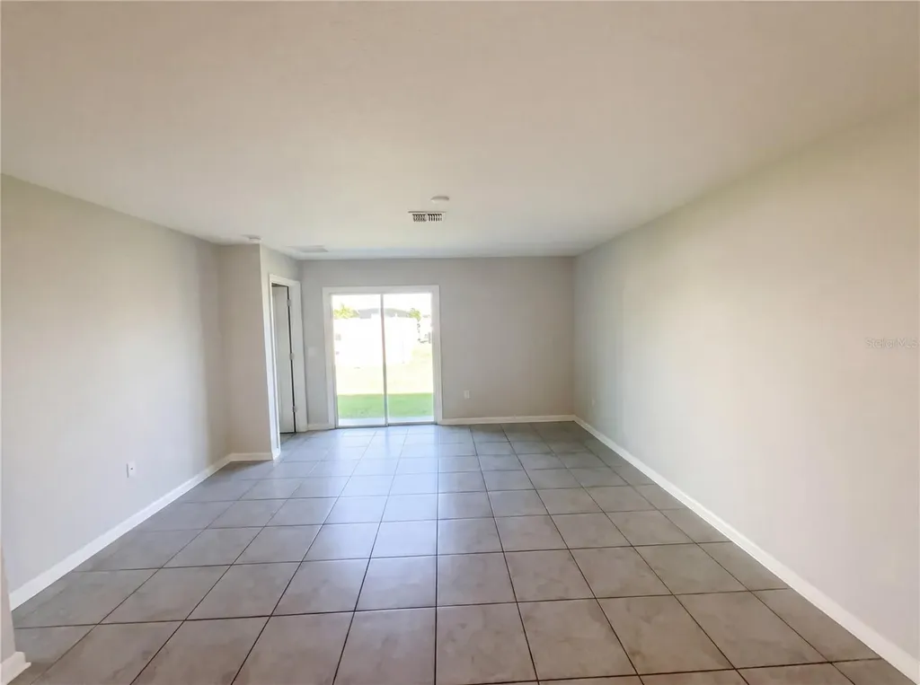 4322 Sunny Creek Place Kissimmee FL 34746