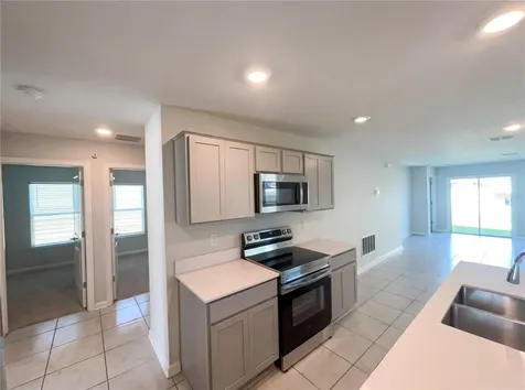 4322 Sunny Creek Place Kissimmee FL 34746