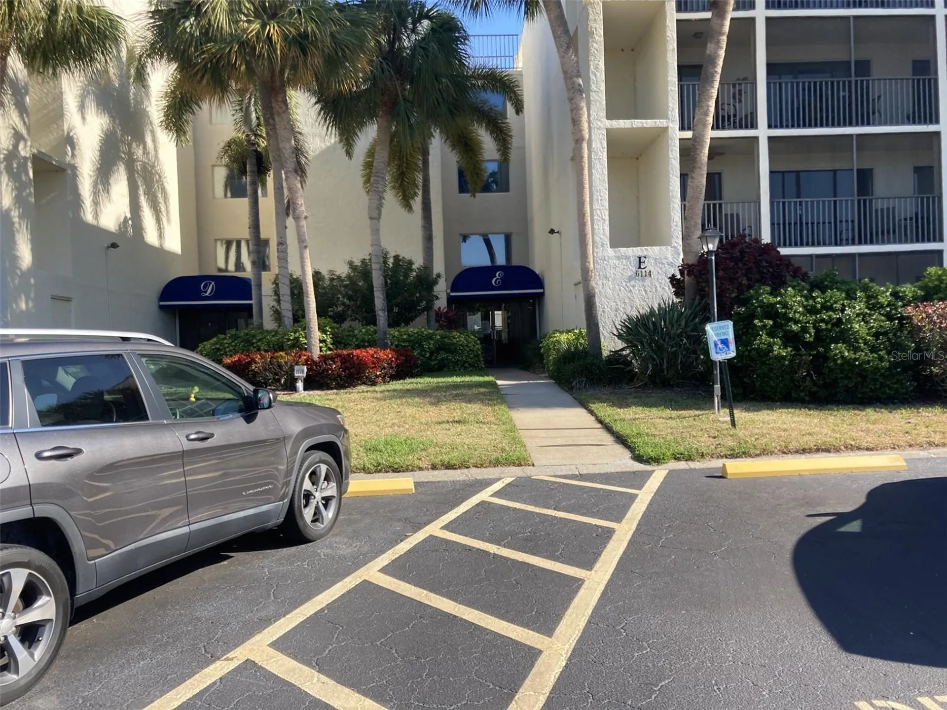 Bradenton FL, 6114 43RD Street W, Unit 103E