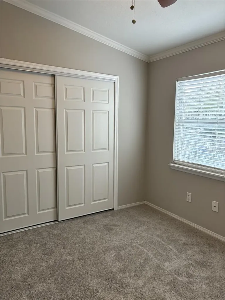 7621 Colonial Court Tampa FL 33615