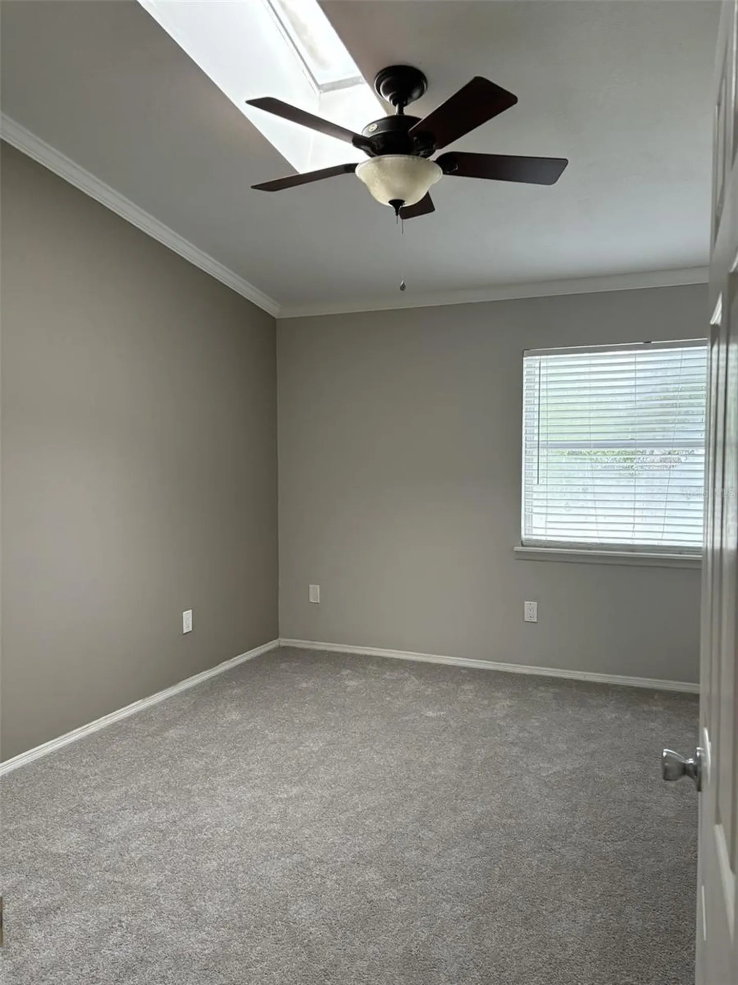 7621 Colonial Court Tampa FL 33615