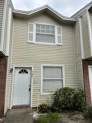 7621 Colonial Court Tampa FL 33615