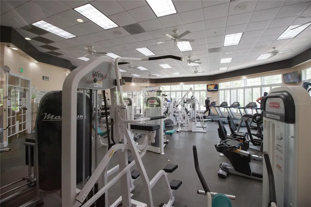 16204 Nottingham Park Way Tampa FL 33647