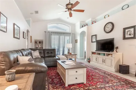 16204 Nottingham Park Way Tampa FL 33647