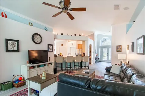 16204 Nottingham Park Way Tampa FL 33647