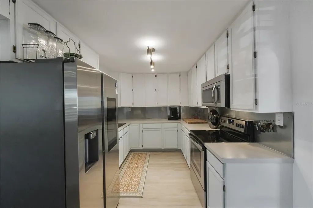702 Gray Street S Gulfport FL 33707