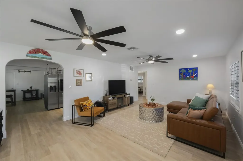 702 Gray Street S Gulfport FL 33707