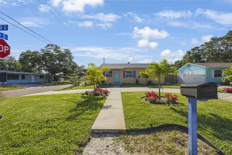 702 Gray Street S Gulfport FL 33707