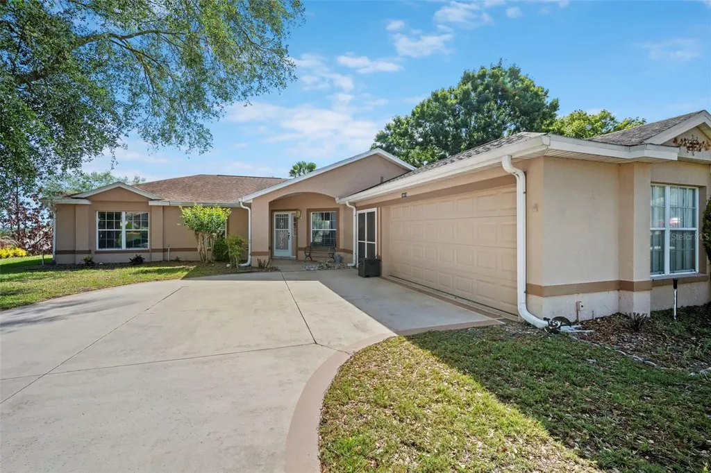 24618 Stillridge Court Leesburg FL 34748
