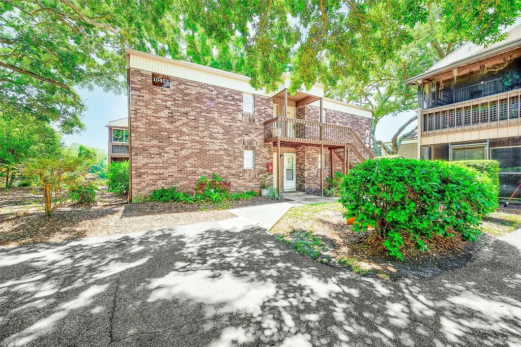 10453 Carrollbrook Circle Tampa FL 33618