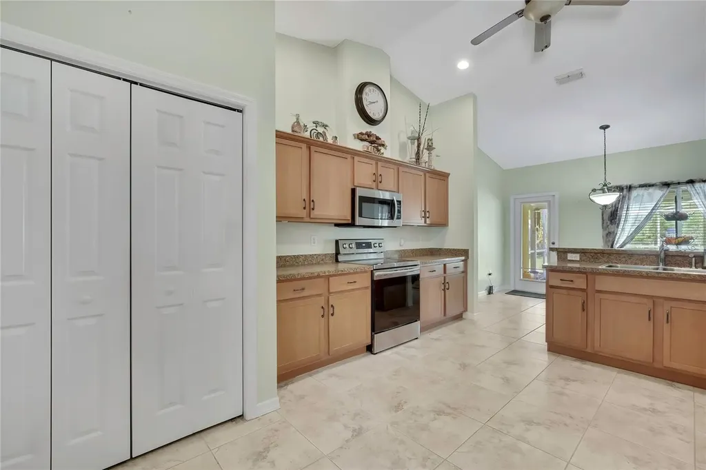 15157 Duck Hawk Road Weeki Wachee FL 34614