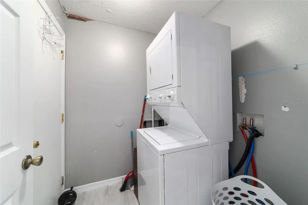 2 Juniper Terrace Ocala FL 34480