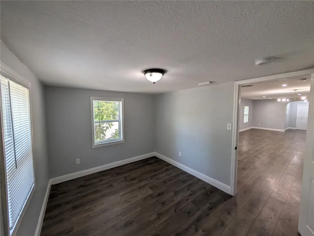 1608 E New Orleans Avenue Tampa FL 33610