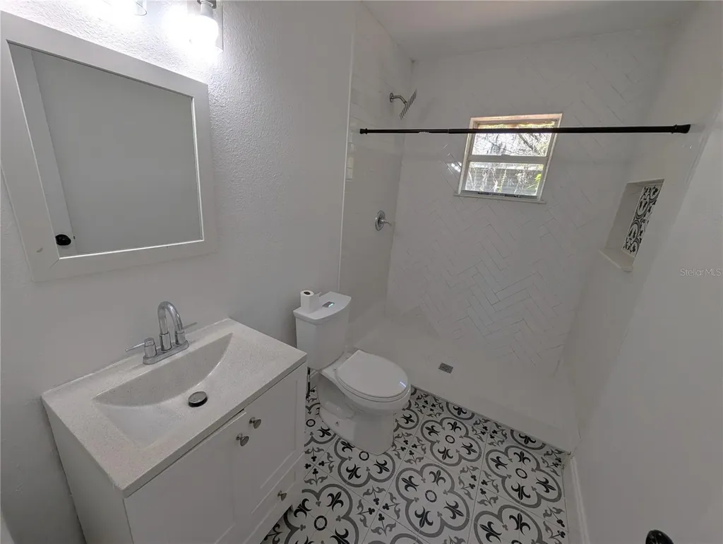 1608 E New Orleans Avenue Tampa FL 33610
