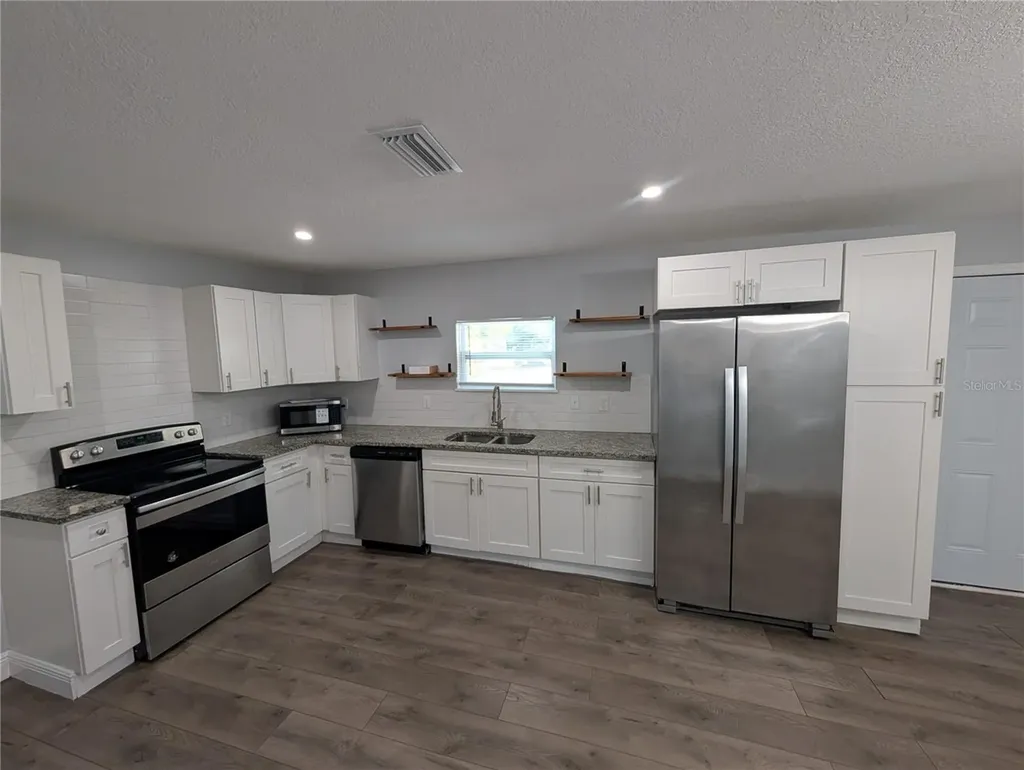 1608 E New Orleans Avenue Tampa FL 33610