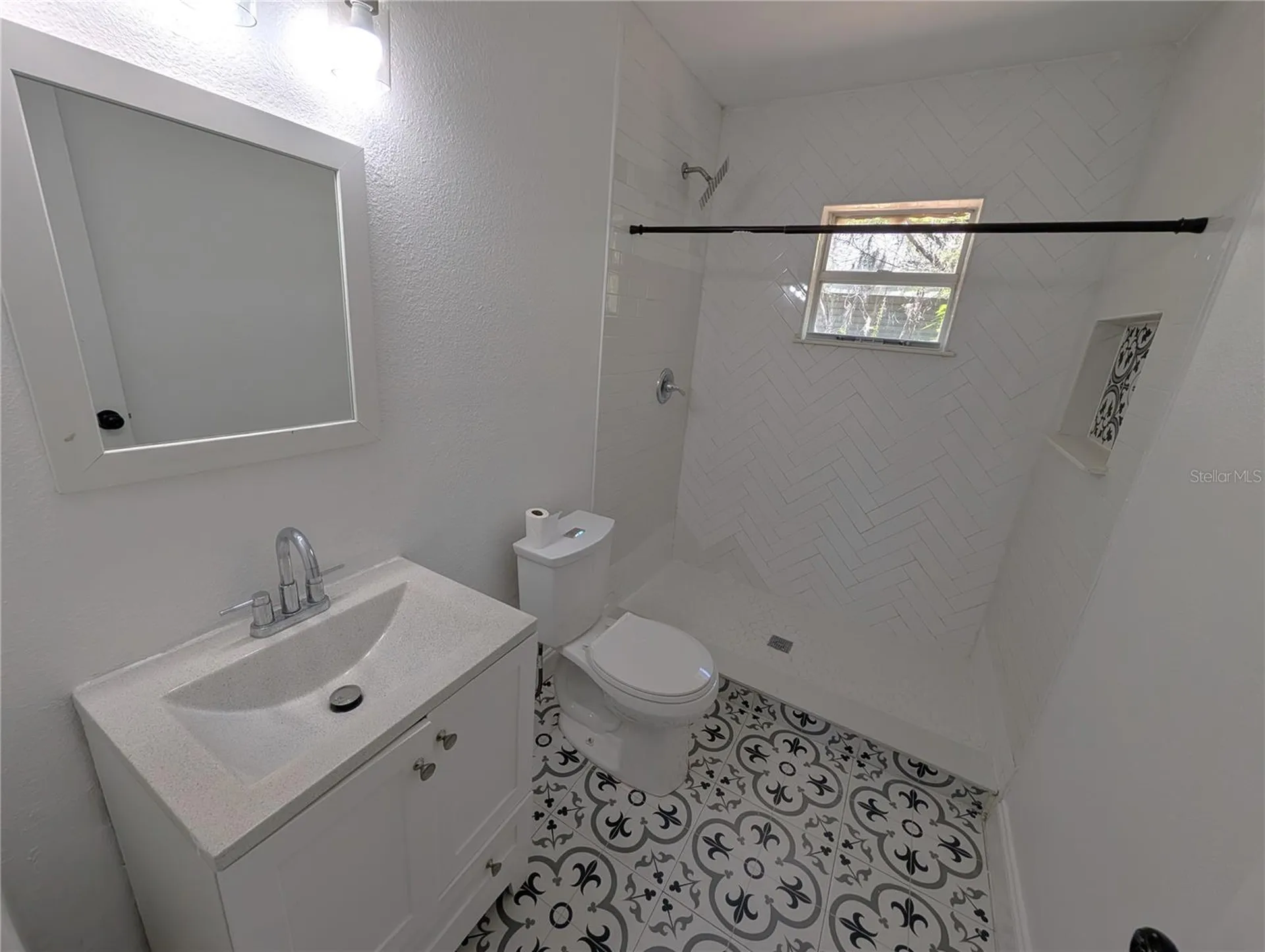 1608 E New Orleans Avenue Tampa FL 33610