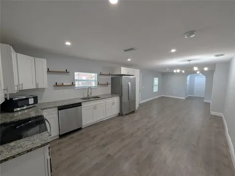 1608 E New Orleans Avenue Tampa FL 33610