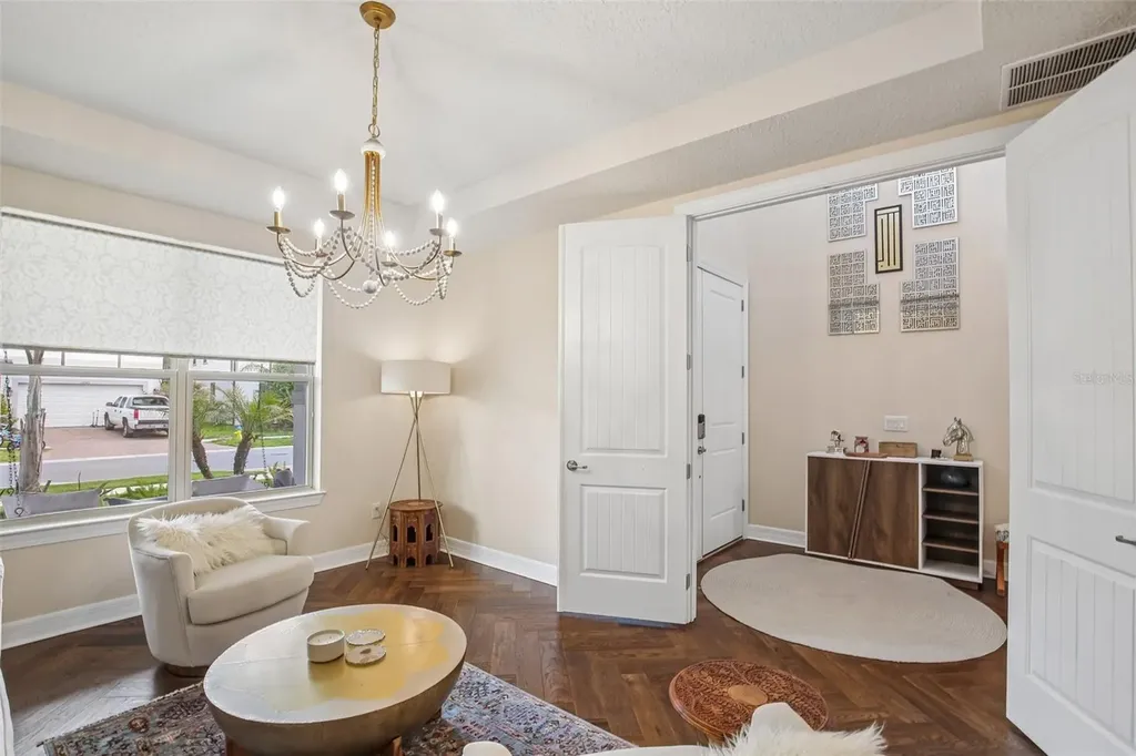 11054 Sundrift Drive Tampa FL 33647