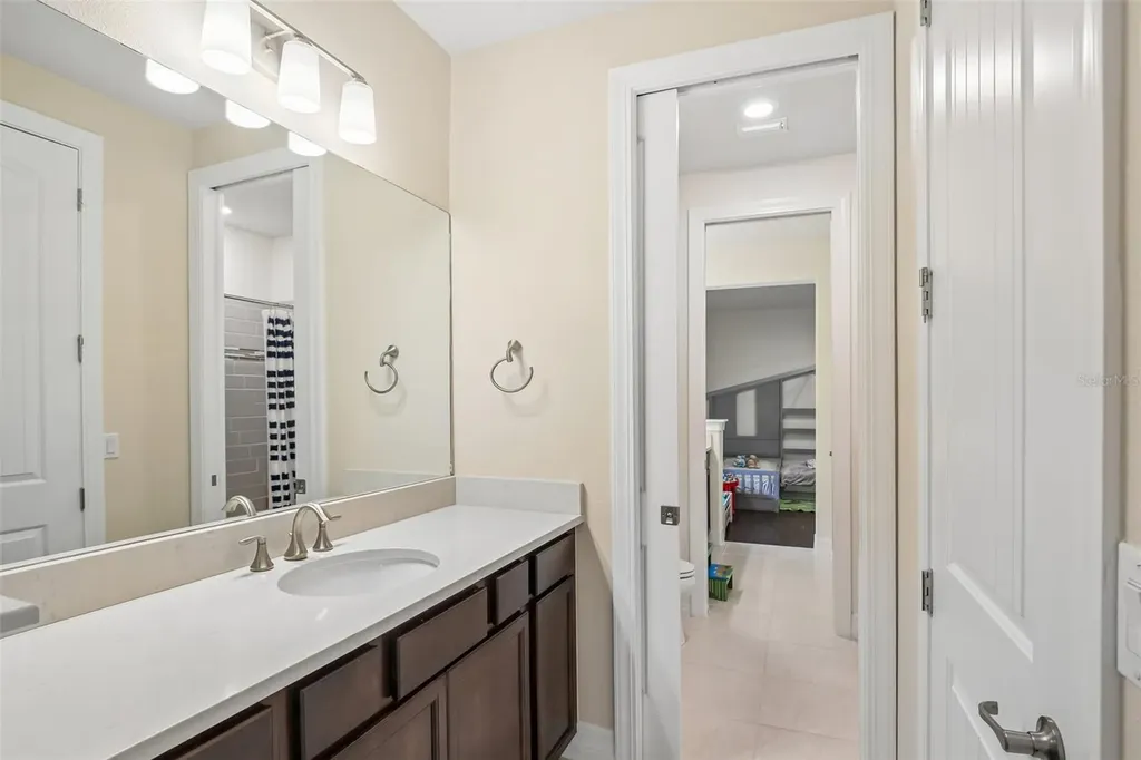 11054 Sundrift Drive Tampa FL 33647