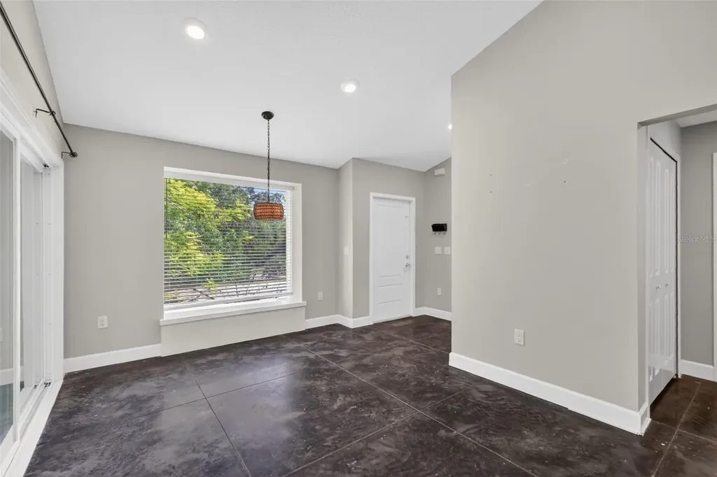 196 Parrotte Court Mount Dora FL 32757