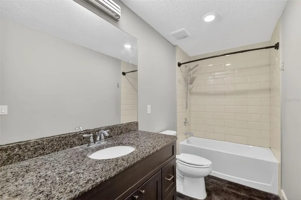196 Parrotte Court Mount Dora FL 32757