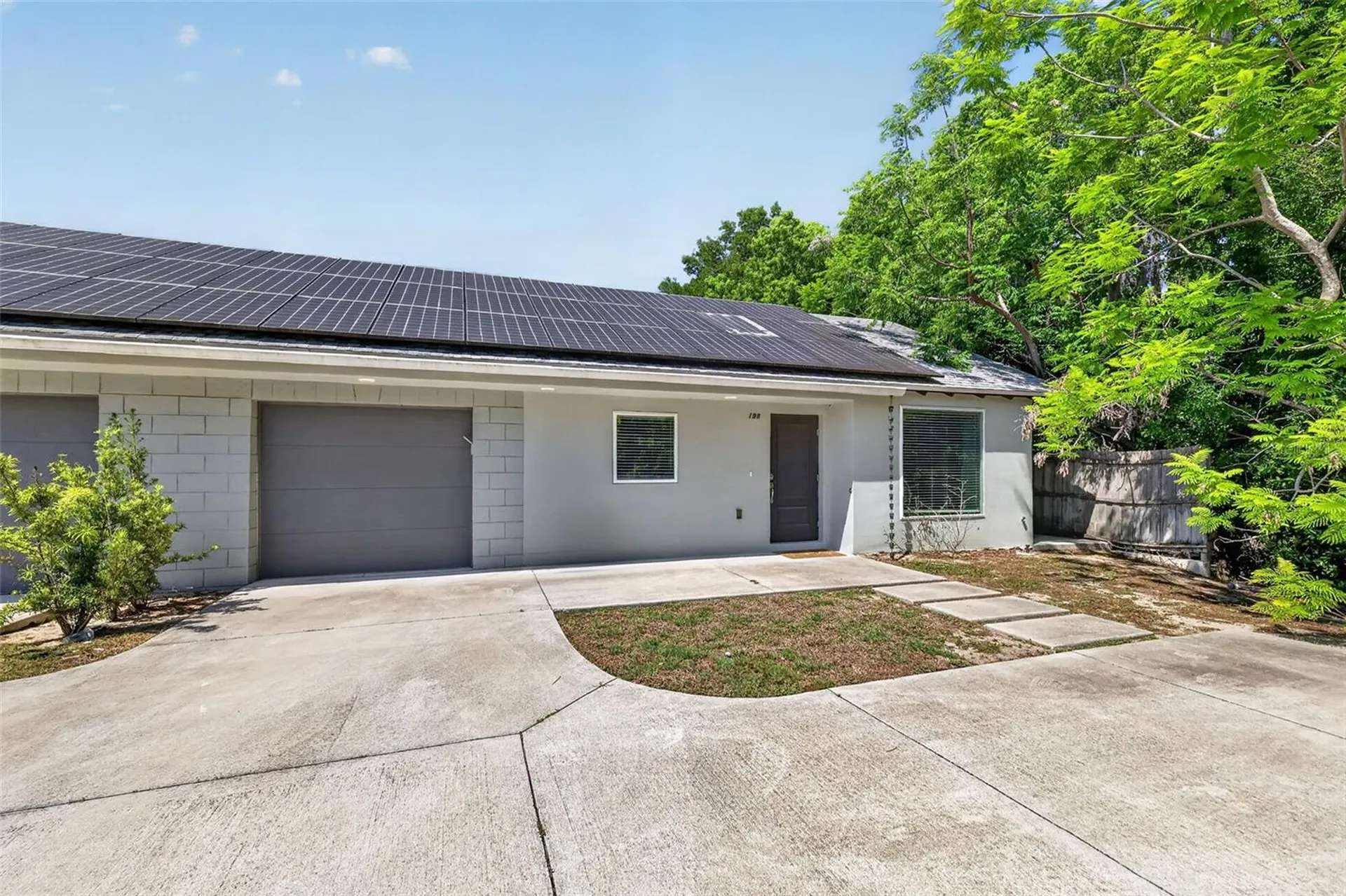 196 Parrotte Court Mount Dora FL 32757