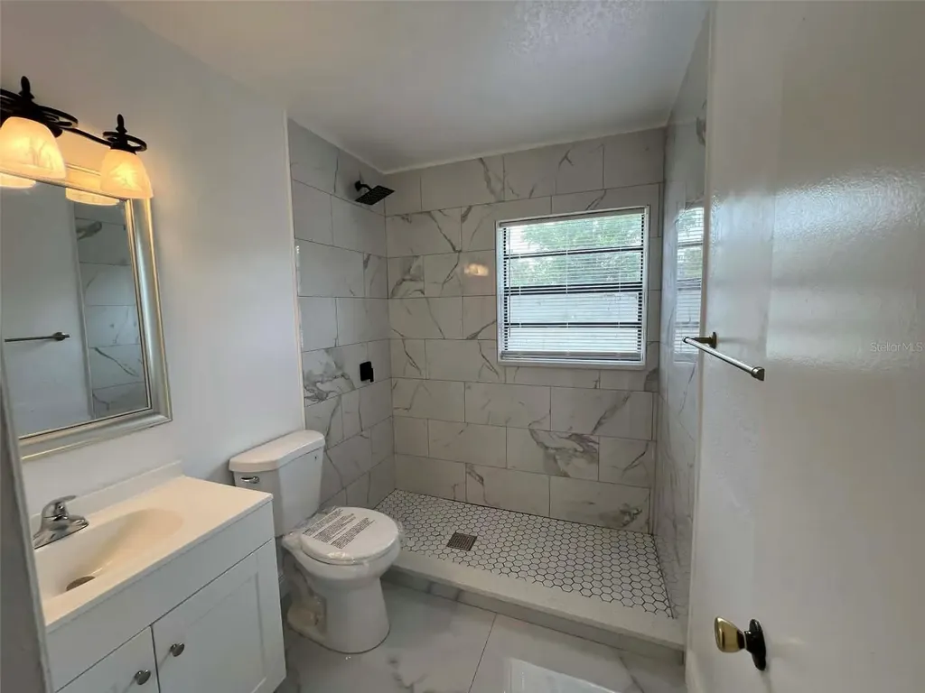 4207 Meadowbrook Avenue Orlando FL 32808