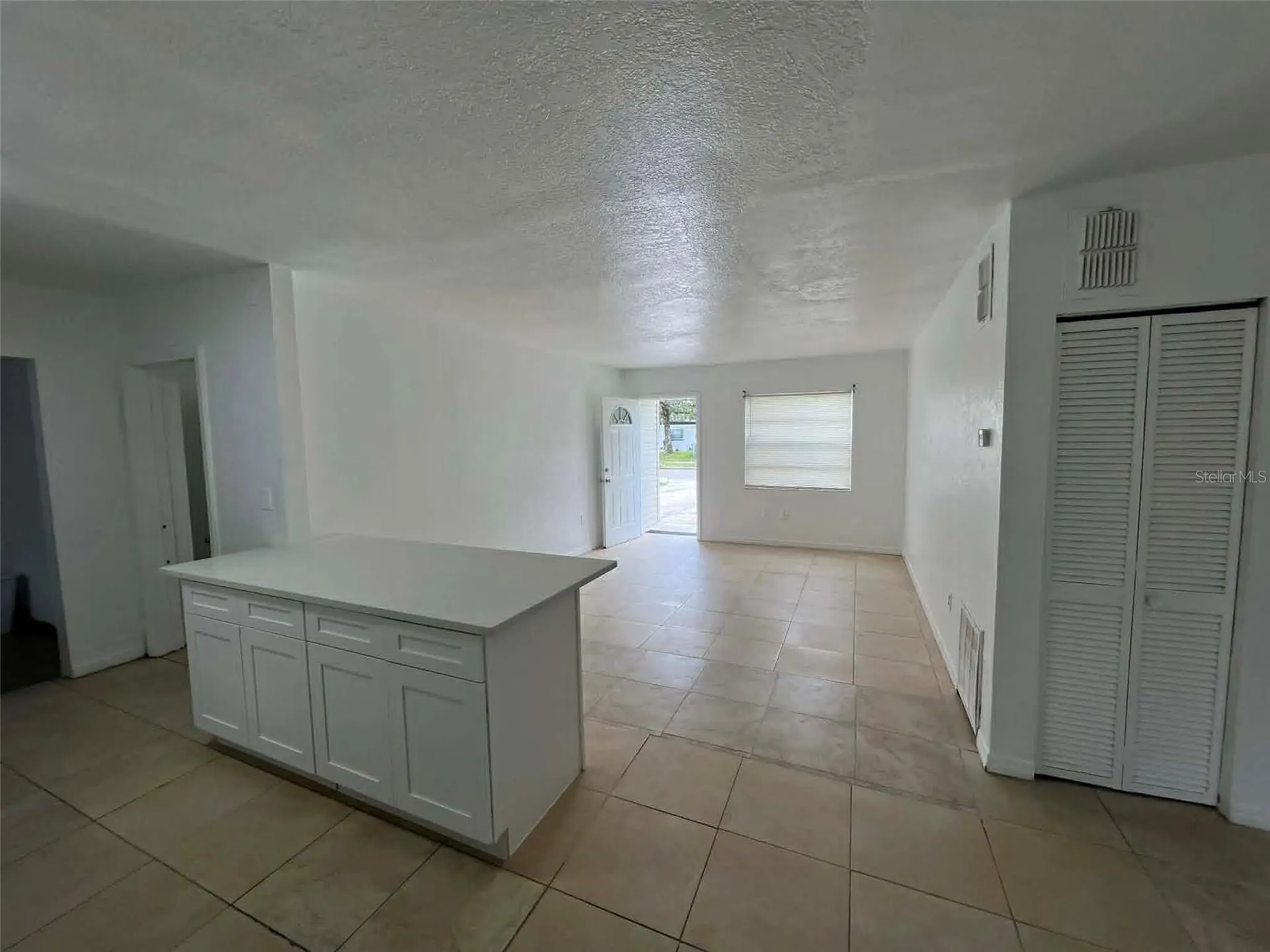 4207 Meadowbrook Avenue Orlando FL 32808