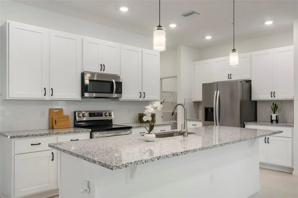 5273 Luisa Court St Cloud FL 34771