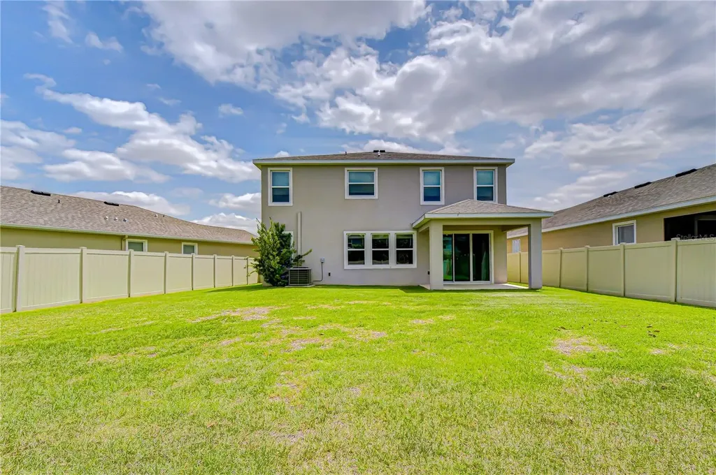 16607 Goose Ribbon Place Wimauma FL 33598