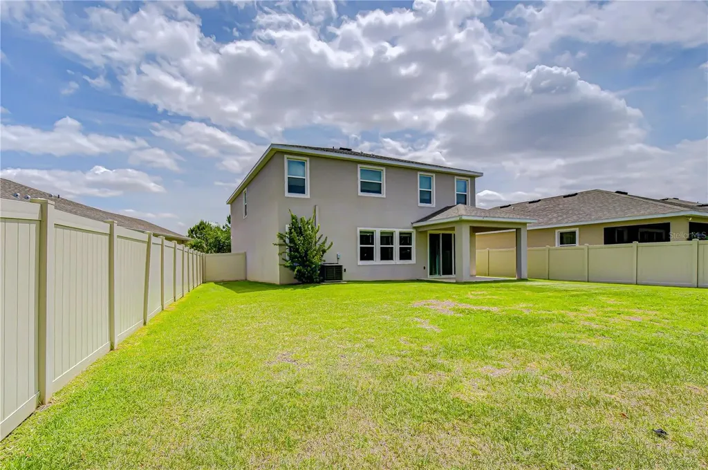 16607 Goose Ribbon Place Wimauma FL 33598