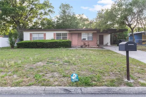 8706 Ednam Place Tampa FL 33604