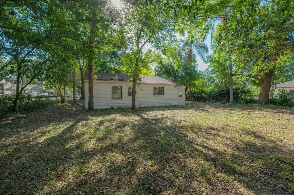 6714 N 11th Street Tampa FL 33604