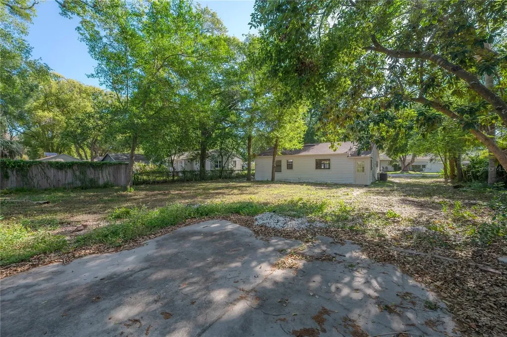6714 N 11th Street Tampa FL 33604