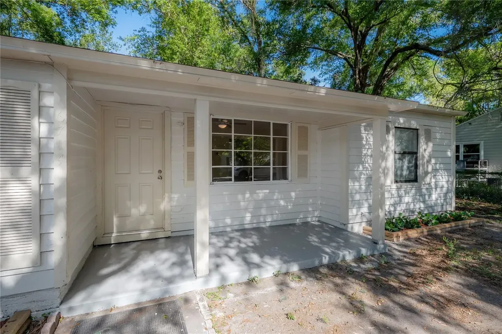 6714 N 11th Street Tampa FL 33604